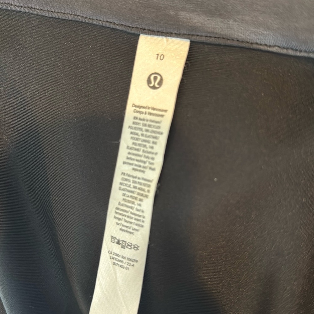 🍋 Lululemon Softstreme
Cinch-Waist Jacket in Black Gray size 10. EUC. - Picture 7 of 10